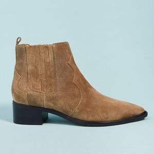MARC FISHER Yohani Western Chelsea Booties. Taupe Suede. Size 7.5. NWOT.